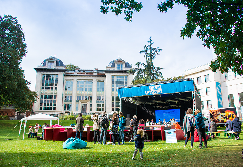 The last chair: Documenting Europe